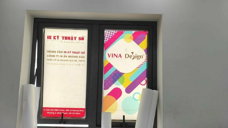 In decal dán kính, dán tường