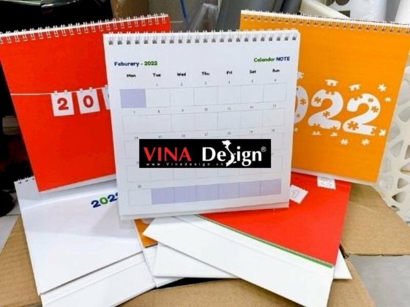 In ấn lịch kết hợp với các ấn phẩm khác
