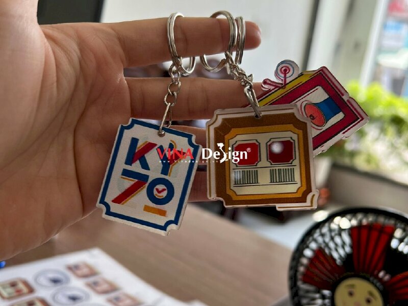 In móc khóa theo yêu cầu là gì?
