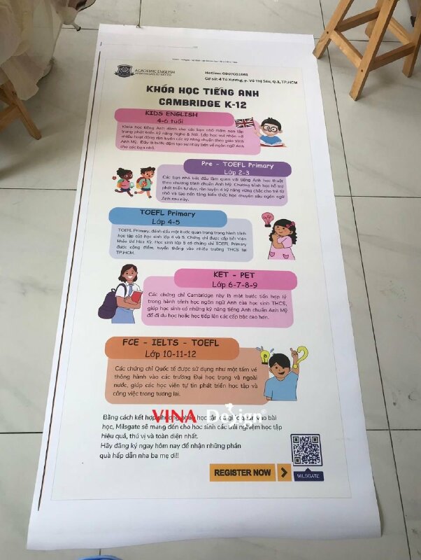 In poster khai giảng khóa học tiếng Anh, in PP cán mờ có keo - VND612