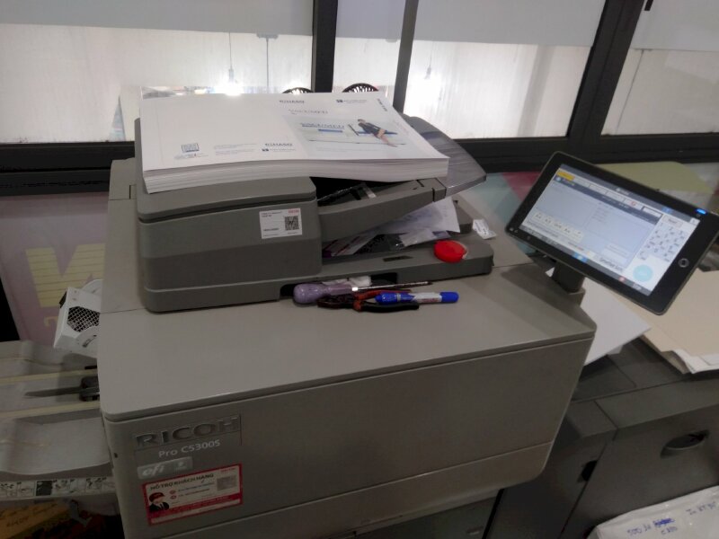 Sử dụng máy in Ricoh