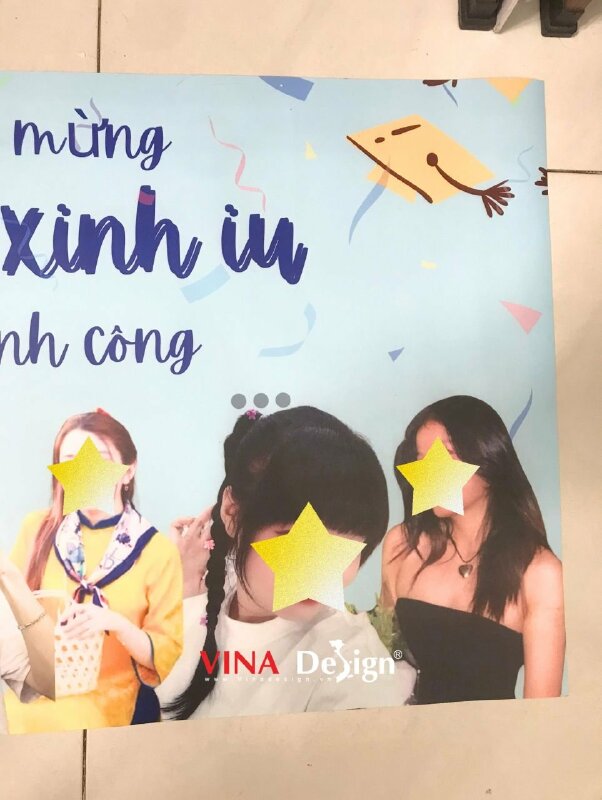 In banner PP cầm tay Nhiệt liệt chúc mừng bạn bè Ra trường thành công, in PP cán mờ lấy liền trong ngày - VND662