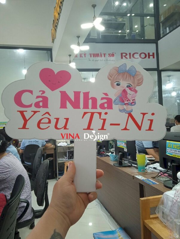 Hashtag cầm tay Cả Nhà Yêu Ti-Ni - MSN421