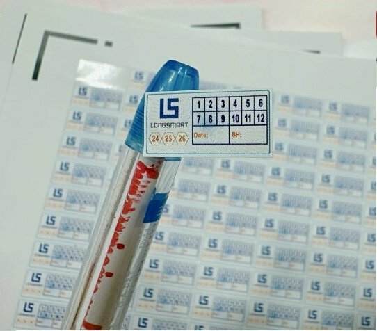 In tem bảo hành decal vỡ dai