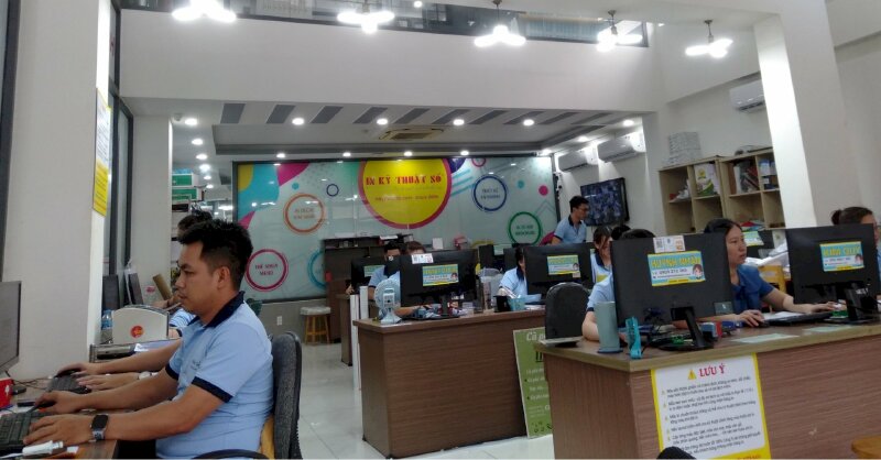 Đội ngũ nhân viên chuyên nghiệp