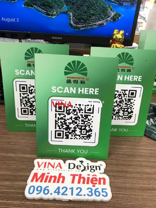 In ấn standee để bàn Scan Here quét mã QR Code biểu mẫu khảo sát cho công ty thực phẩm - VND718