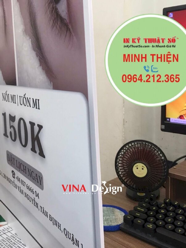 In poster giá giới thiệu dịch vụ nối mi, uốn mi, in PP bồi format 5li hình chữ nhật - VND680