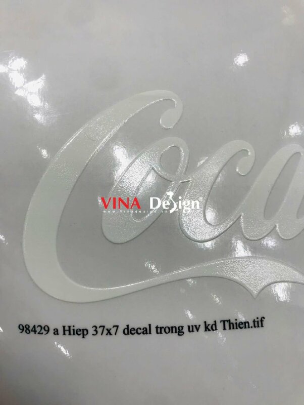 In UV Decal trong logo công ty nước giải khát - VND767