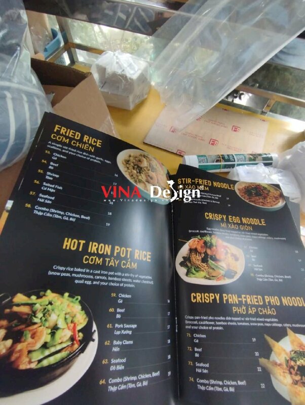 In menu nhà hàng Việt Nam tại Mỹ dạng cuốn catalog in giấy Couche đóng kim, hàng gửi đi Virginia từ TPHCM - VND802