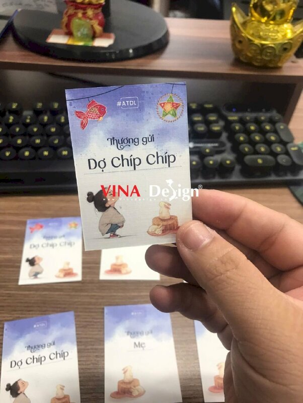 In thiệp gửi lời nhắn yêu thương, in giấy mỹ thuật Koehler K08 làm card Thương gửi gắn hộp quà tặng gia đình, tặng bố, tặng mẹ, tặng vợ - VND805