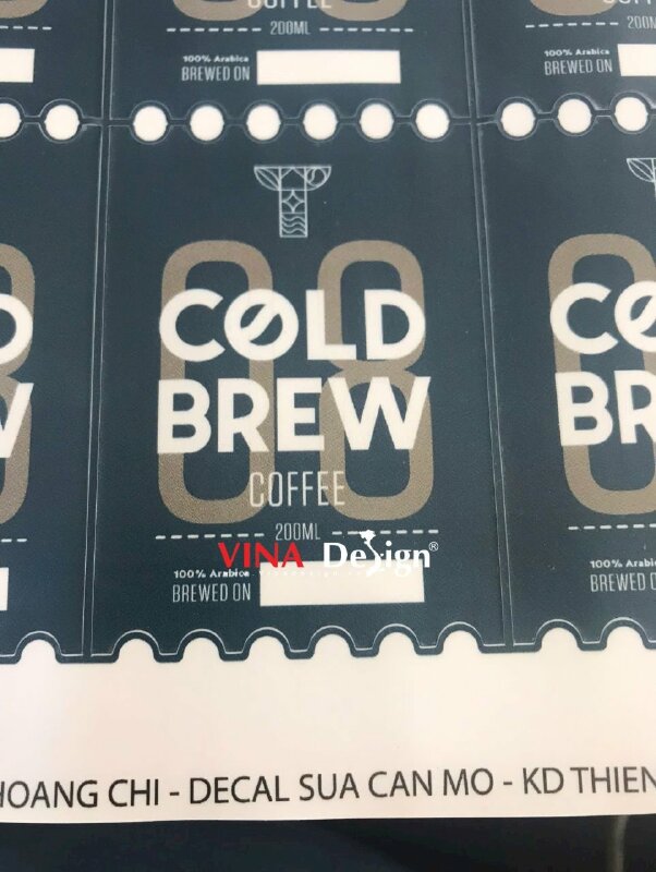 In tem nhãn dán chai cà phê Cold Brew 200ml, tem Decal sữa cán màng mờ chống nước - VND773