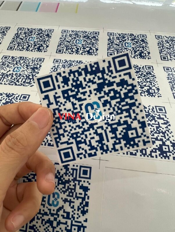 In decal sticker dán mã QRcode thông tin xe máy nhân viên, in ngược 2 mặt - VND97