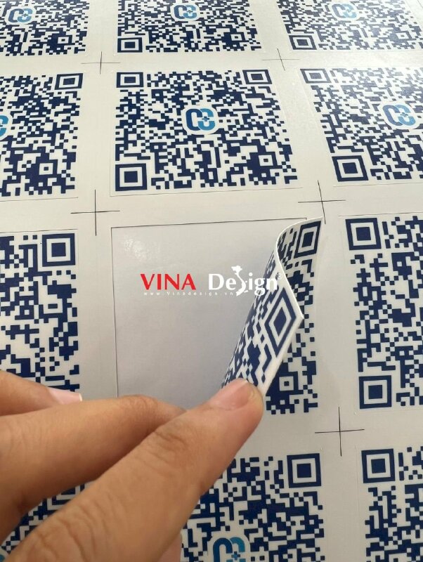 In decal sticker dán mã QRcode thông tin xe máy nhân viên, in ngược 2 mặt - VND97