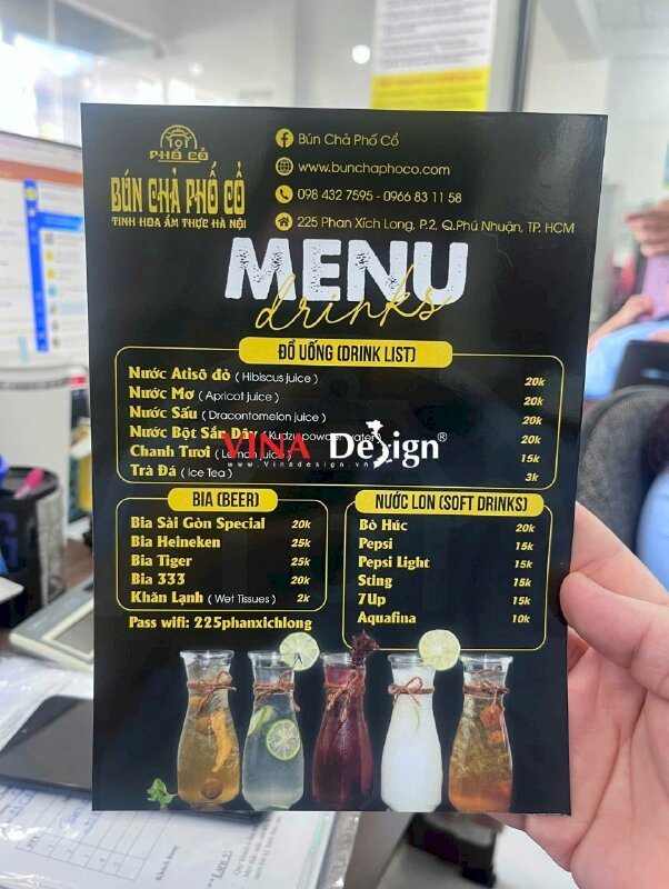 In menu khổ A5 cầm tay quán bún chả Hà Nội, in giấy C300gsm, in 2 mặt cán màng bóng chống nước - VND871