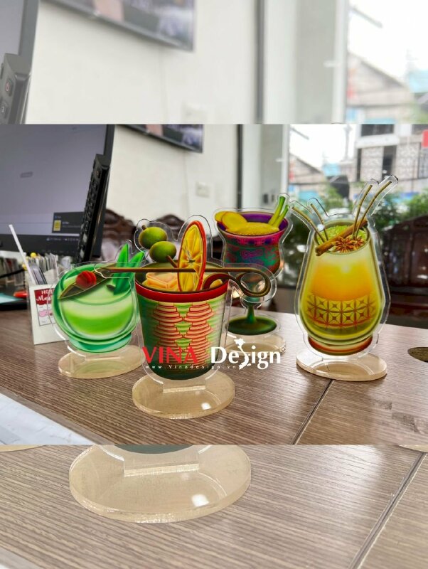 Mô hình ly Cocktail từ Mica Standee Acrylic để bàn - VND471