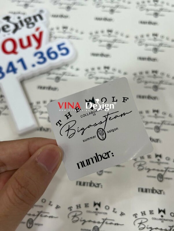 In logo nhãn hàng chuyên custom giày độ giày - VND345