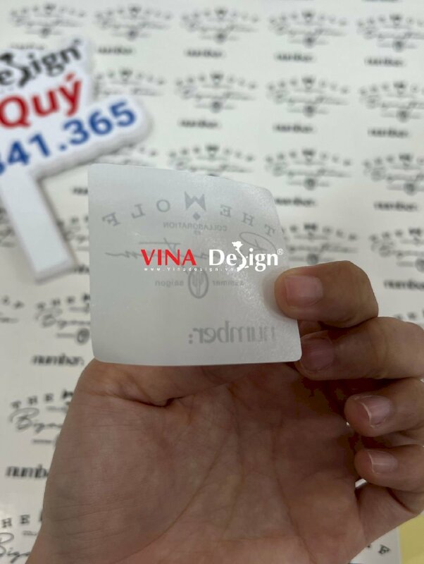 In logo nhãn hàng chuyên custom giày độ giày - VND345