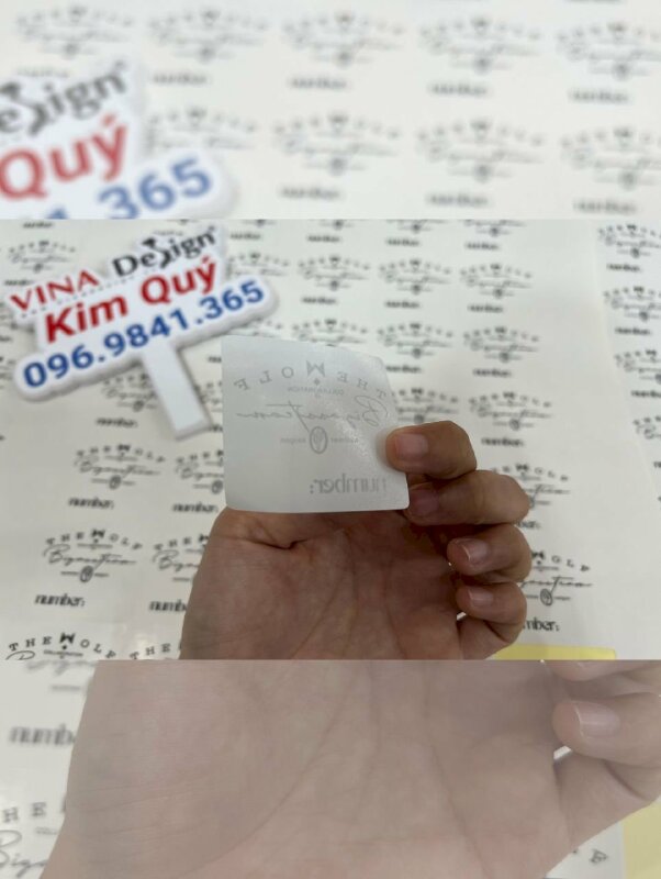 In logo nhãn hàng chuyên custom giày độ giày - VND345