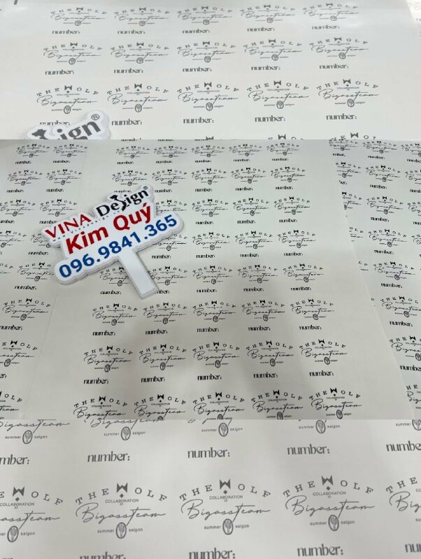 In logo nhãn hàng chuyên custom giày độ giày - VND345