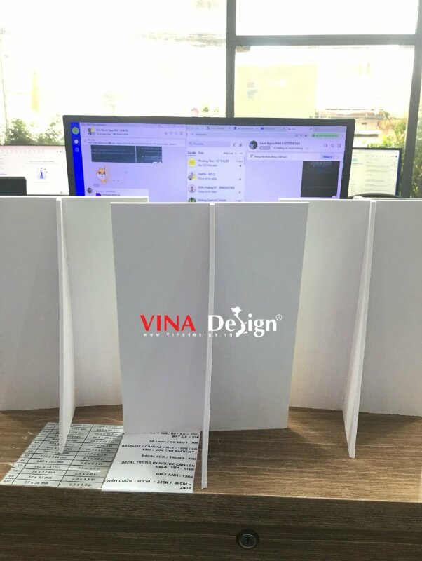 Làm standee format để bàn giới thiệu thức uống trà trái cây cho quán Coffee & Roastery - VND945