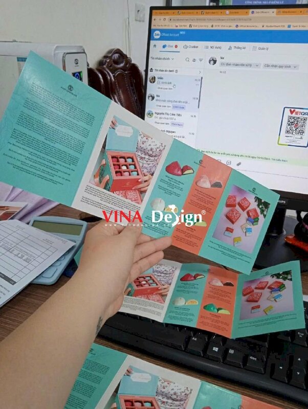 In tờ rơi A4, tờ rơi zigzag giới thiệu sản phẩm hộp quà socola - VND317