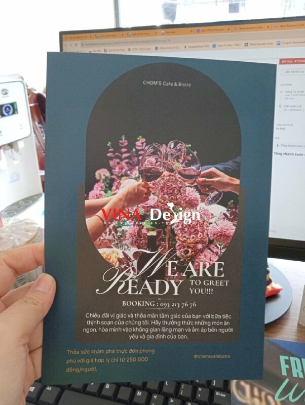 In tờ rơi A5 gắn standee nhựa Mica để bàn quán Cafe & Bistro, in giấy mỹ thuật Econo - VND310