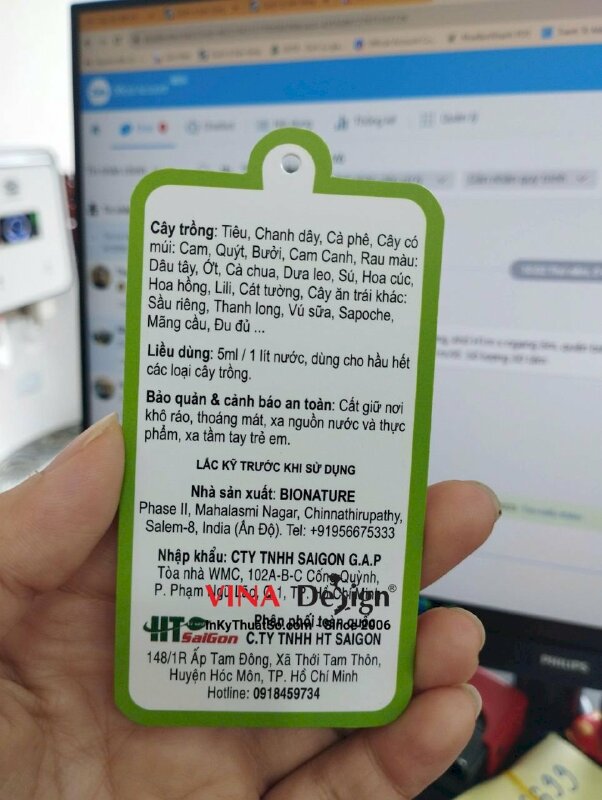 In tag cổ chai bảo vệ thực vật, thẻ treo cổ chai nhựa - VND322