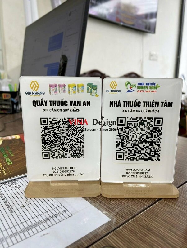 Làm đế Mica quét mã QRcode thanh toán, standee mica để quầy thuốc - VND390