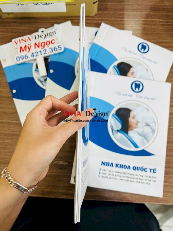 In menu nha khoa, in cuốn menu dịch vụ niềng răng - VND407