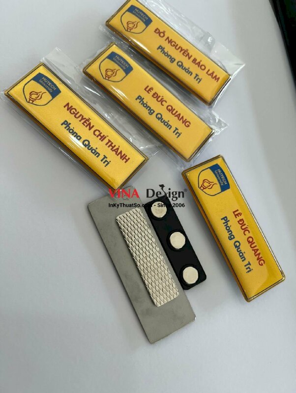 Bảng tên nhựa đổ keo gắn nam châm - VND02