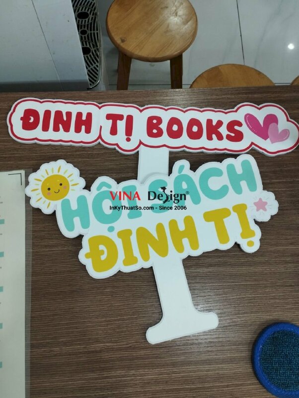 In hashtag cầm tay hội sách - VND65