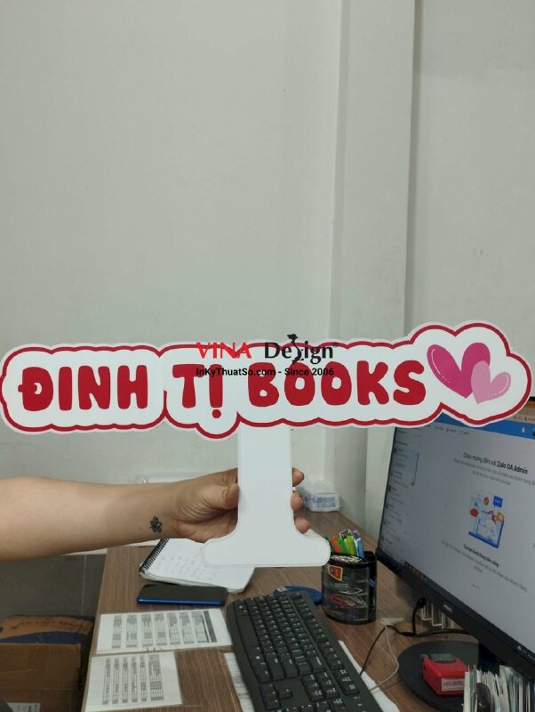 In hashtag cầm tay hội sách - VND65