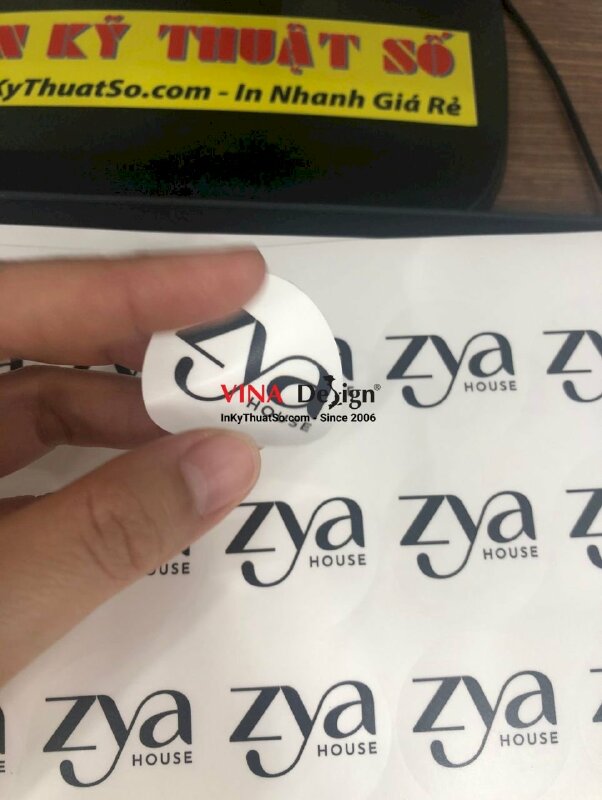 In tem logo sticker nhãn hàng nước hoa - VND63