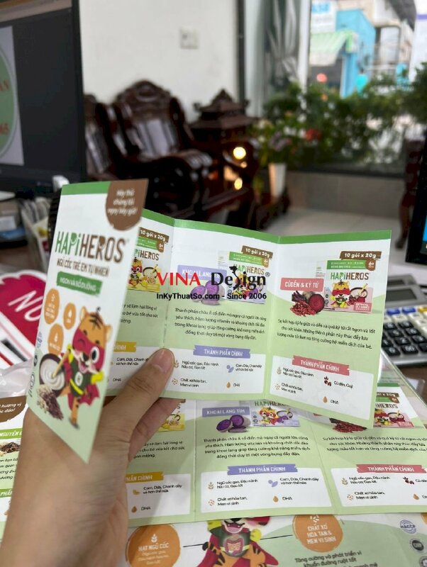In tờ rơi gấp 4, brochure gấp 4 - VND32