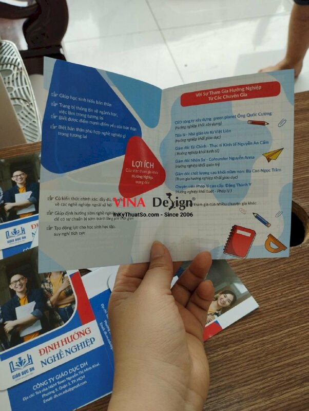 In tờ rơi tuyển sinh định hướng nghề nghiệp - VND55