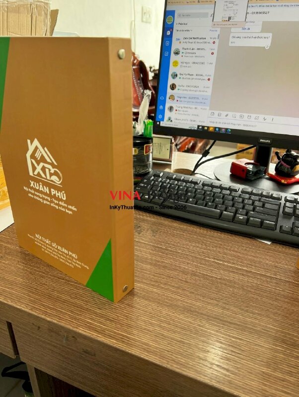 In Catalogue nội thất bìa cứng gáy còng, có thể thay tờ ruột giấy bên trong được - VND483