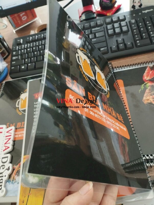 In menu quán nhậu quán bia, menu ép plastic đóng gáy lò xo - VND265