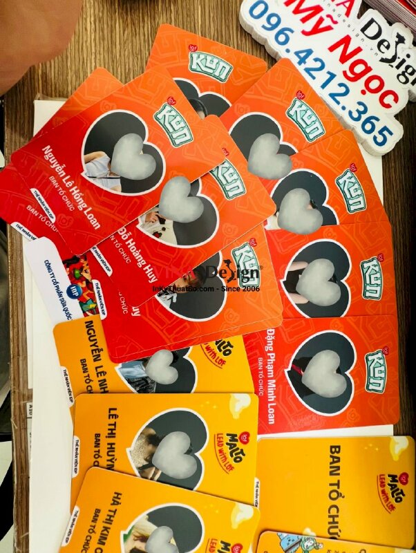 In thẻ nhựa ban tổ chức sự kiện công ty - VND342