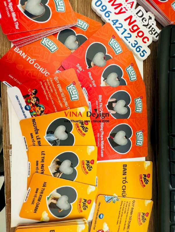 In thẻ nhựa ban tổ chức sự kiện công ty - VND342