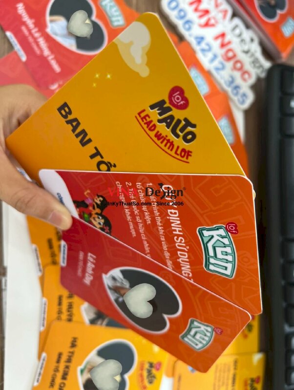 In thẻ nhựa ban tổ chức sự kiện công ty - VND342