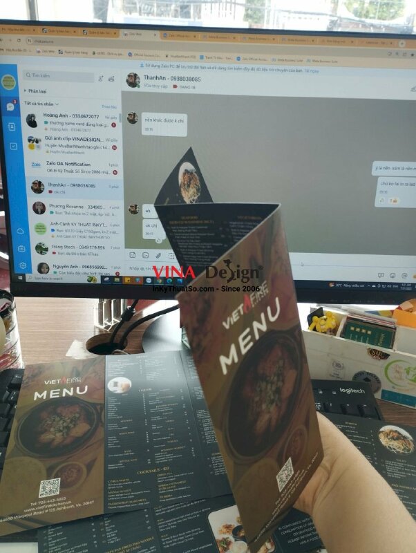 In brochure menu nhà hàng tiếng Anh hàng gửi đi Mỹ - VND211