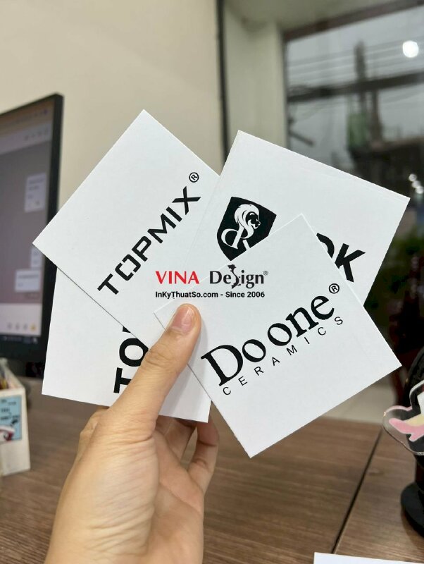 In Tag giấy vuông, tem giấy vuông 8cm x 8cm - VND195