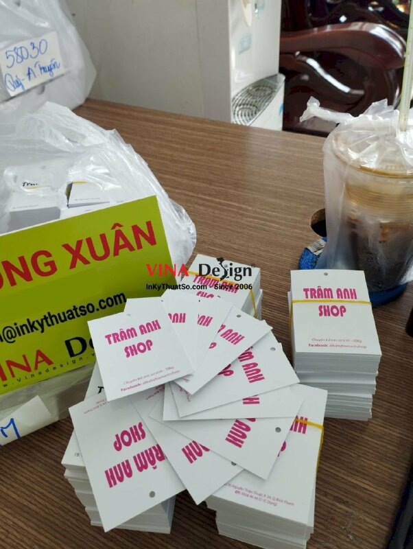 In tag giấy quần áo cho shop thời trang - VND135