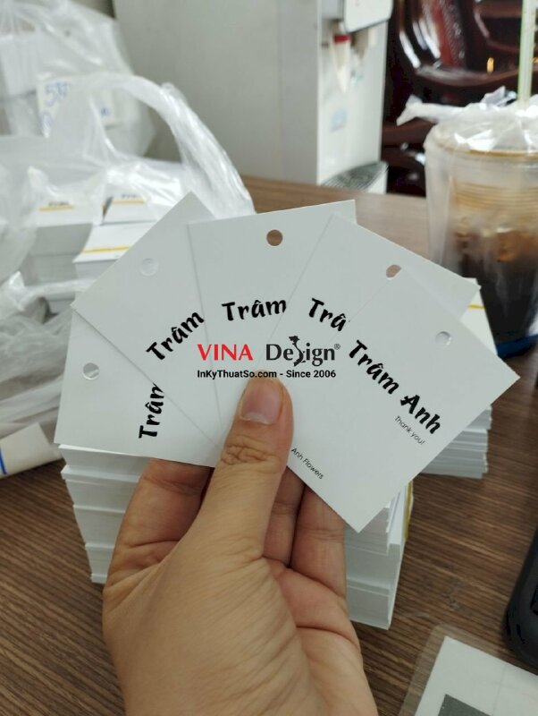 In tag giấy quần áo cho shop thời trang - VND135