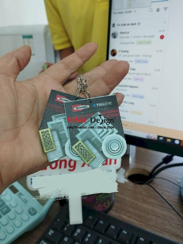 Móc khóa mica in 2 mặt hình ảnh sản phẩm làm quà tặng - VND941
