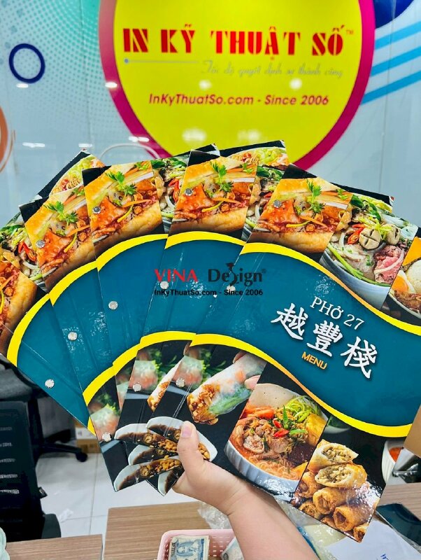 In menu quán phở song ngữ Việt - Trung - VND46