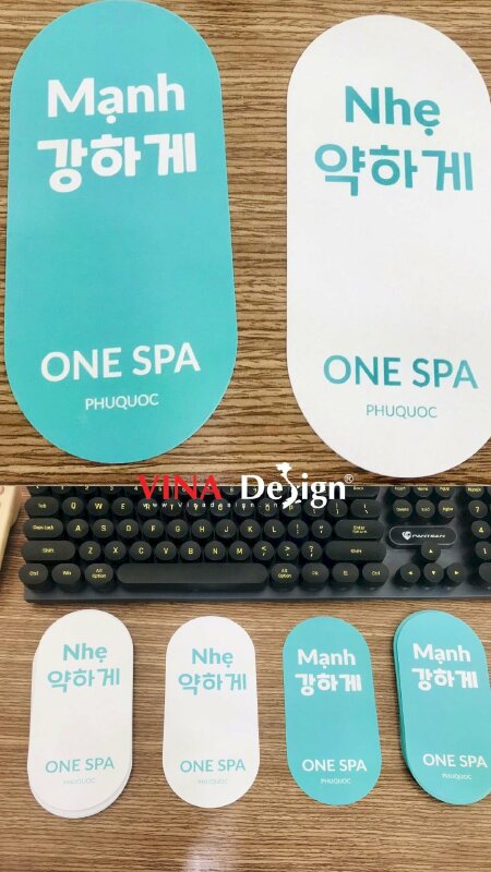 In thẻ nhựa mỏng thông tin trao đổi với kỹ thuật viên về lực massage mạnh hay nhẹ song ngữ Việt Hàn cho Spa - VND580